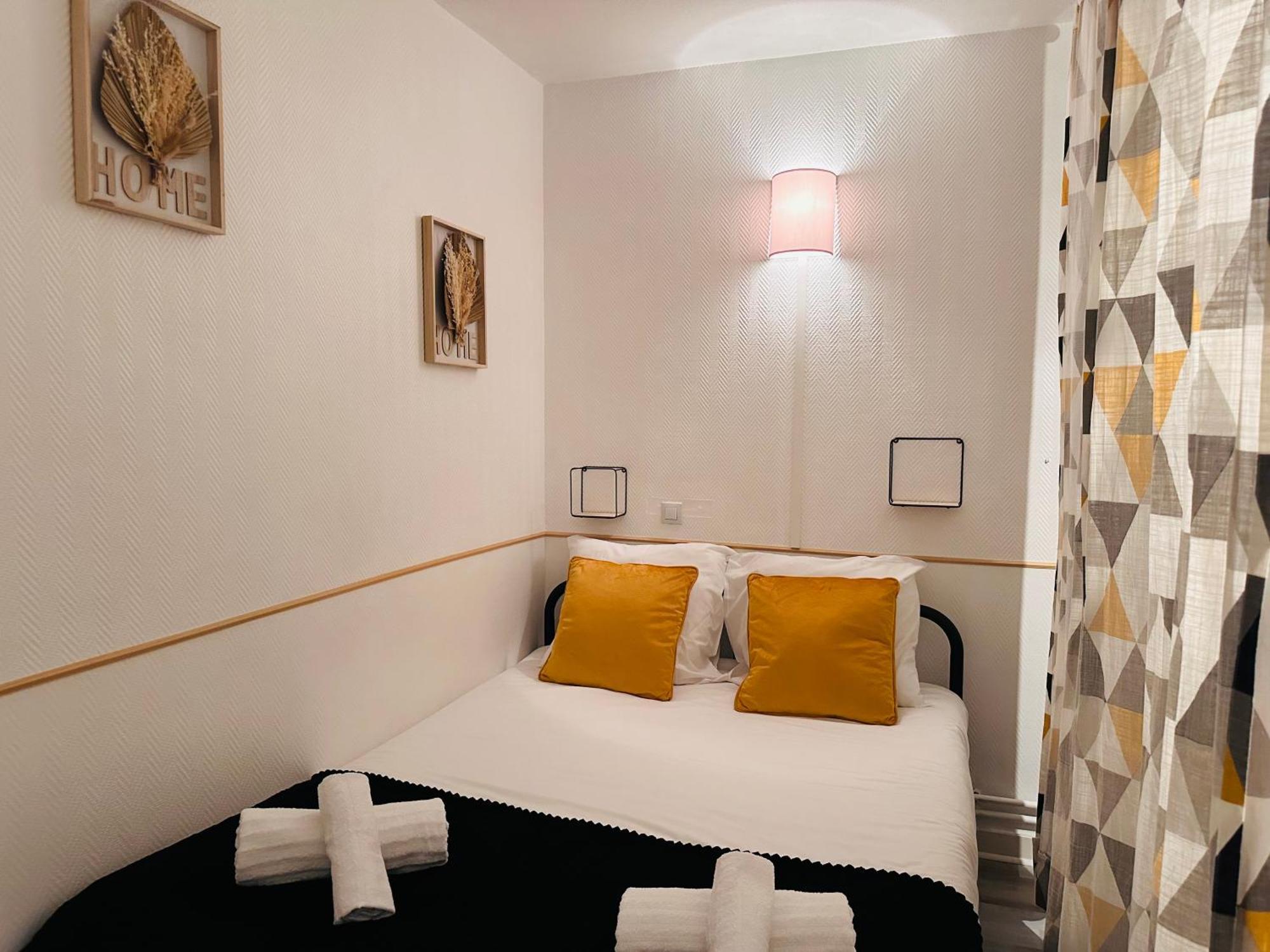 Orleans Centre Proche Gare - Appartement Fonctionnel Residence Calme Parking Prive Gratuit - Le Central Elegance Exterior photo