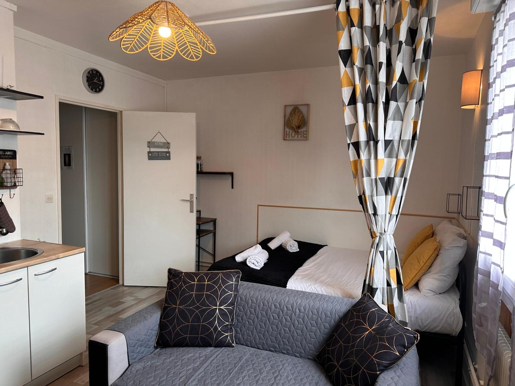Orleans Centre Proche Gare - Appartement Fonctionnel Residence Calme Parking Prive Gratuit - Le Central Elegance Exterior photo
