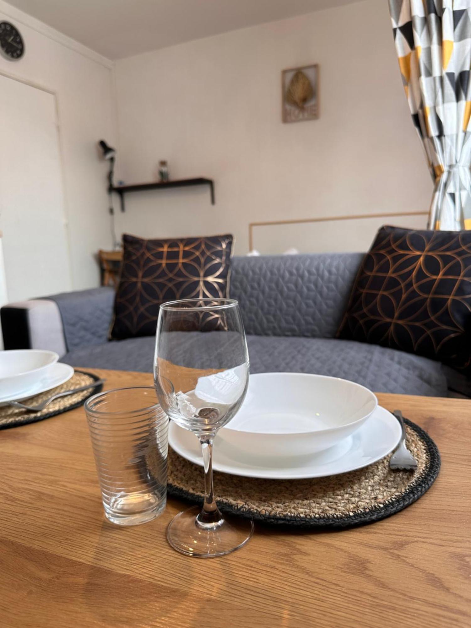 Orleans Centre Proche Gare - Appartement Fonctionnel Residence Calme Parking Prive Gratuit - Le Central Elegance Exterior photo